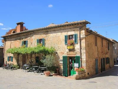 SURVEY: potential stay in TUSCANY