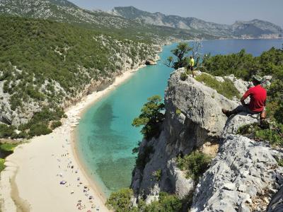 A guide for travellers planning a trip to Sardinia
